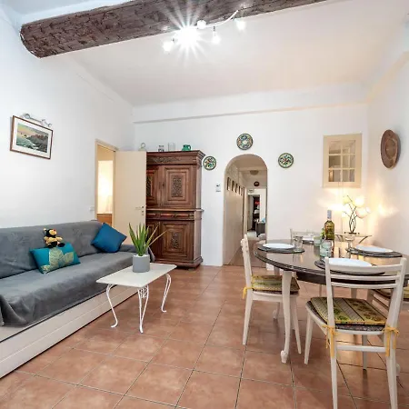 Rue De La Pompe By Interhome Lägenhet Antibes